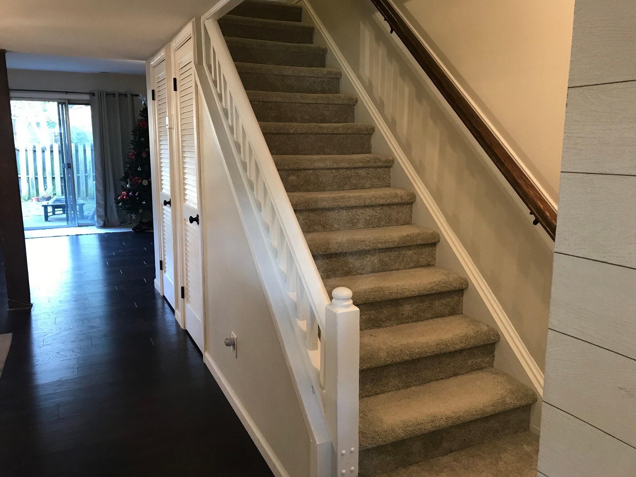 Staircase - 5813 Nottoway Ct