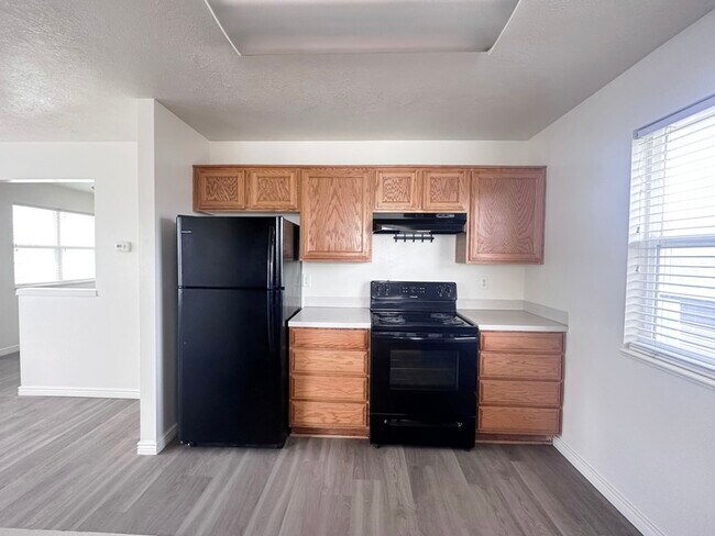 Building Photo - 327 N 270 W