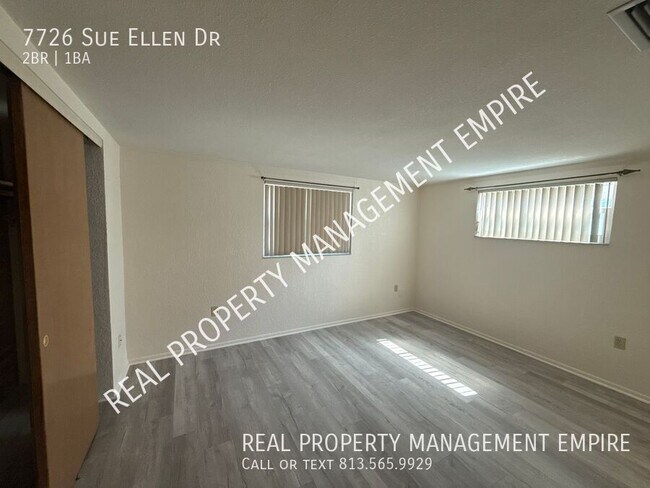 Building Photo - 7726 Sue Ellen Dr