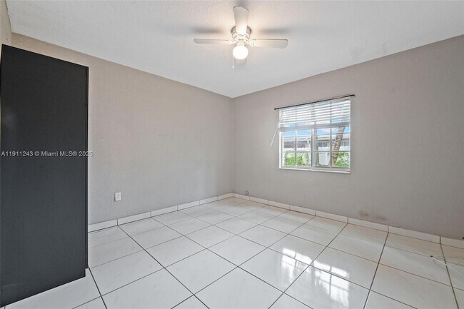 Building Photo - 1060 Opa-locka Blvd