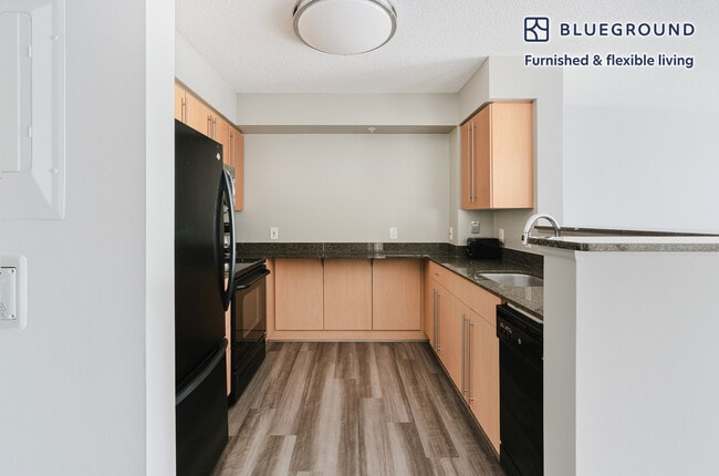 Building Photo - 4835 Cordell Ave