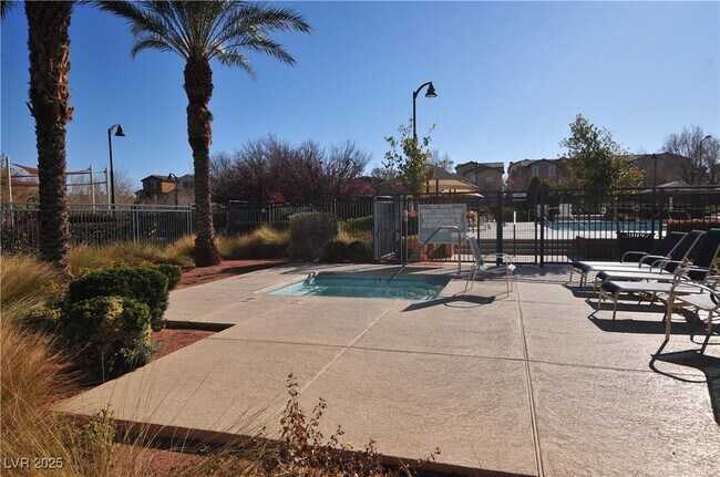 Building Photo - 11476 Belmont Lake Dr