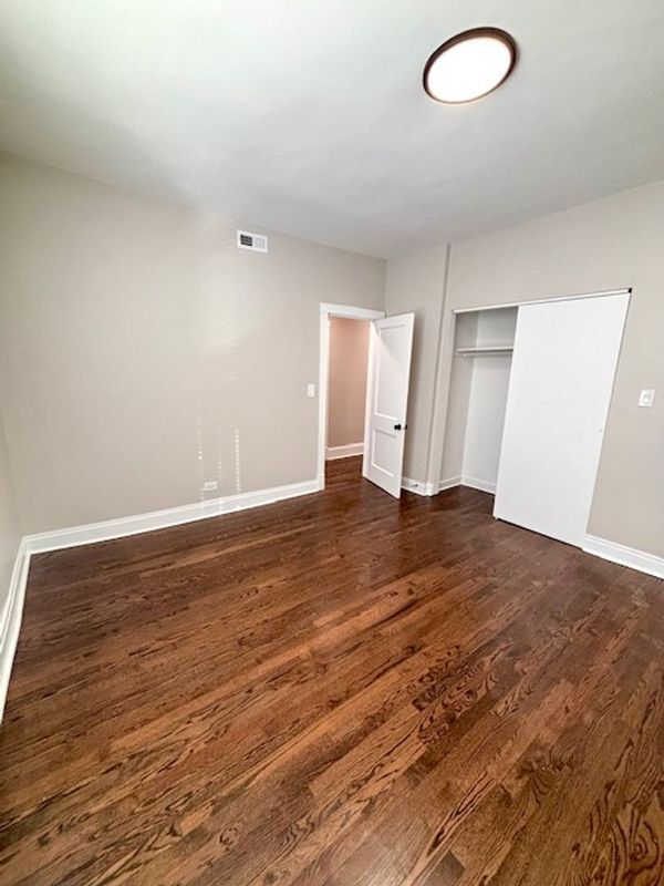 Building Photo - 3853 W Palmer St