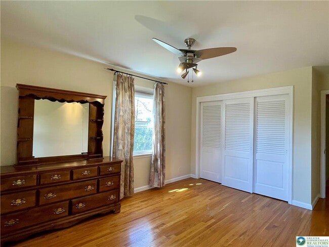 Building Photo - 1331 Armstrong Rd