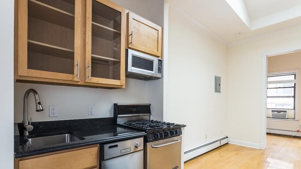 Building Photo - 42 Avenue B