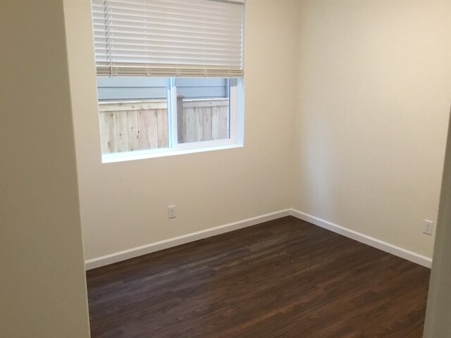 Building Photo - 2352 NW Matteo Dr