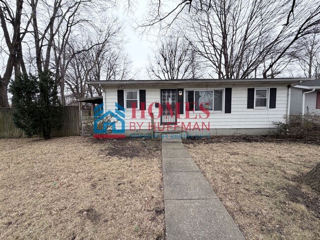 Building Photo - Four Bedroom House