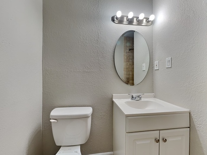 Building Photo - 2896 Capper Rd