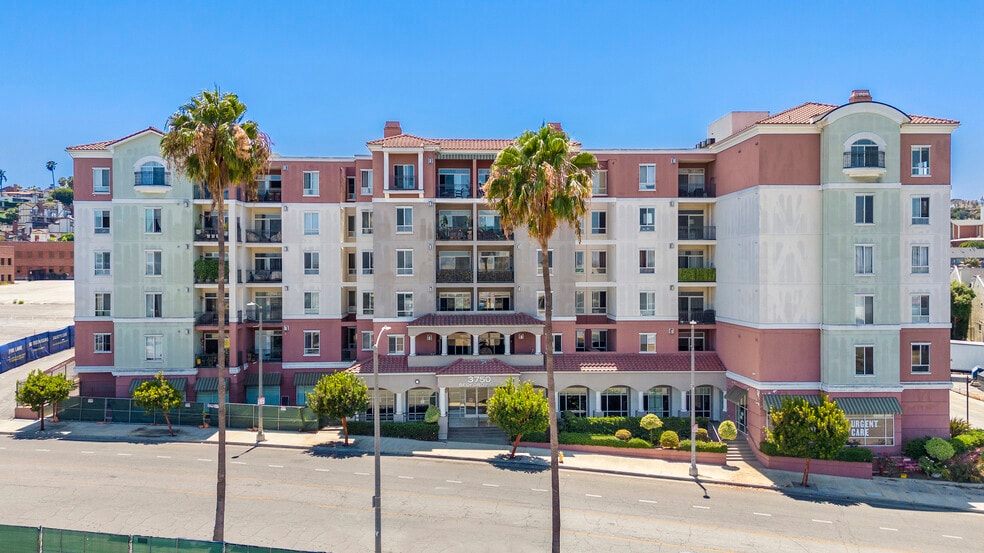 Building Photo - 3750 Santa Rosalia Dr