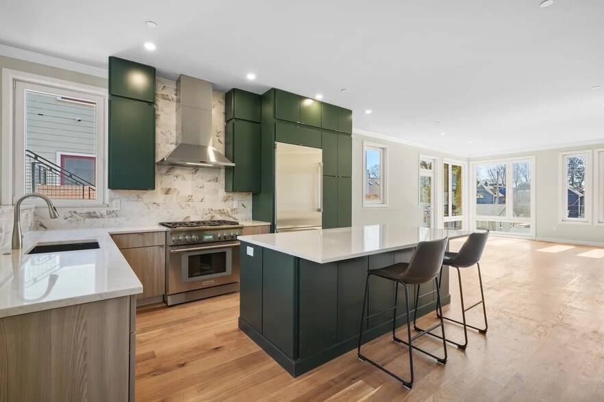 Building Photo - 147 Grampian Way