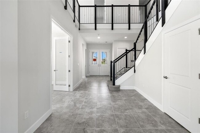 Building Photo - 15000 RedCove Pl