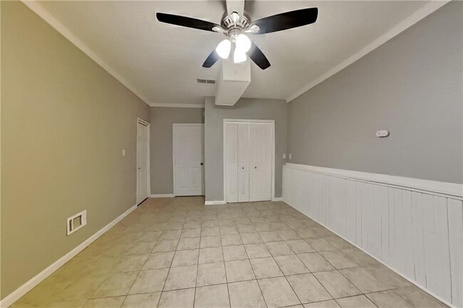 Building Photo - 415 Ridgedale Way