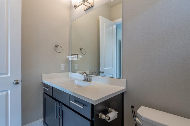 Building Photo - 31226 Shady Arbor Ln