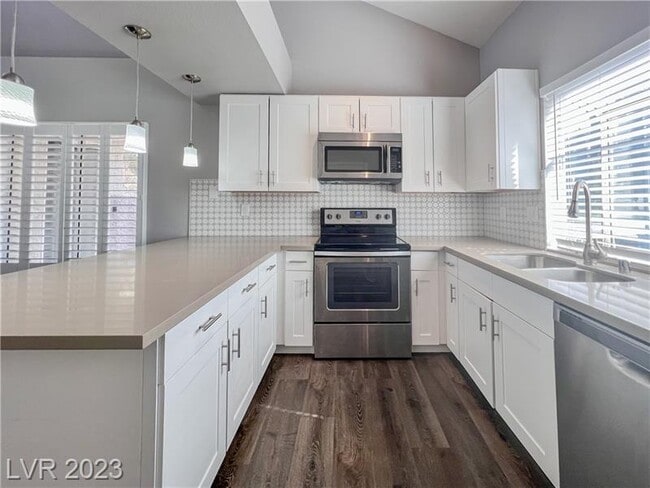 Building Photo - 2760 Lodestone Dr