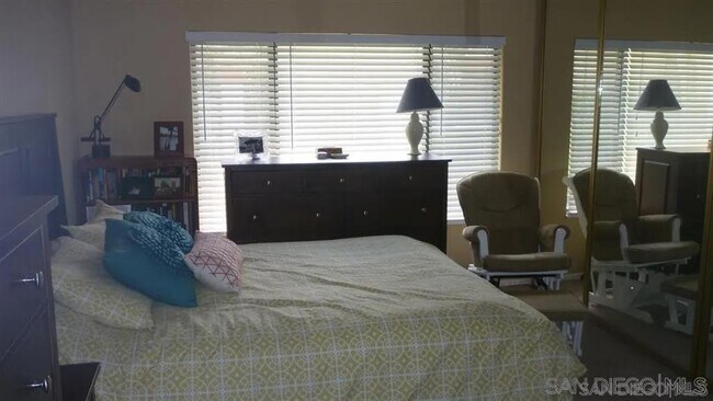 Building Photo - 8434 Summerdale Rd