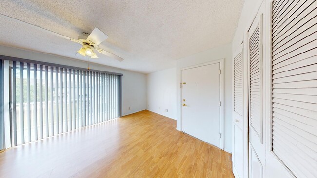 Building Photo - 1 BR/1 BA Condo In Winter Park - Available...