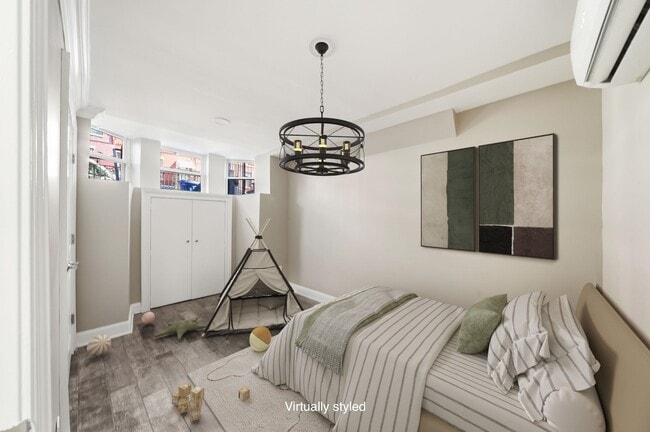 Building Photo - 37 Astor Pl