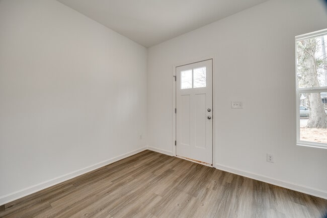 Building Photo - 22 S Mickley Ave