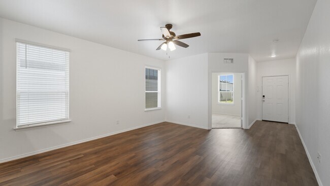 Building Photo - 741 Heartseed Ave