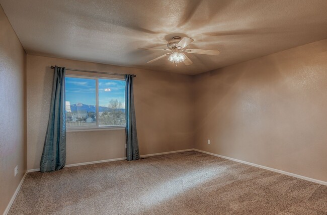 Building Photo - Beautiful 2 Story In Woodmen Hills!