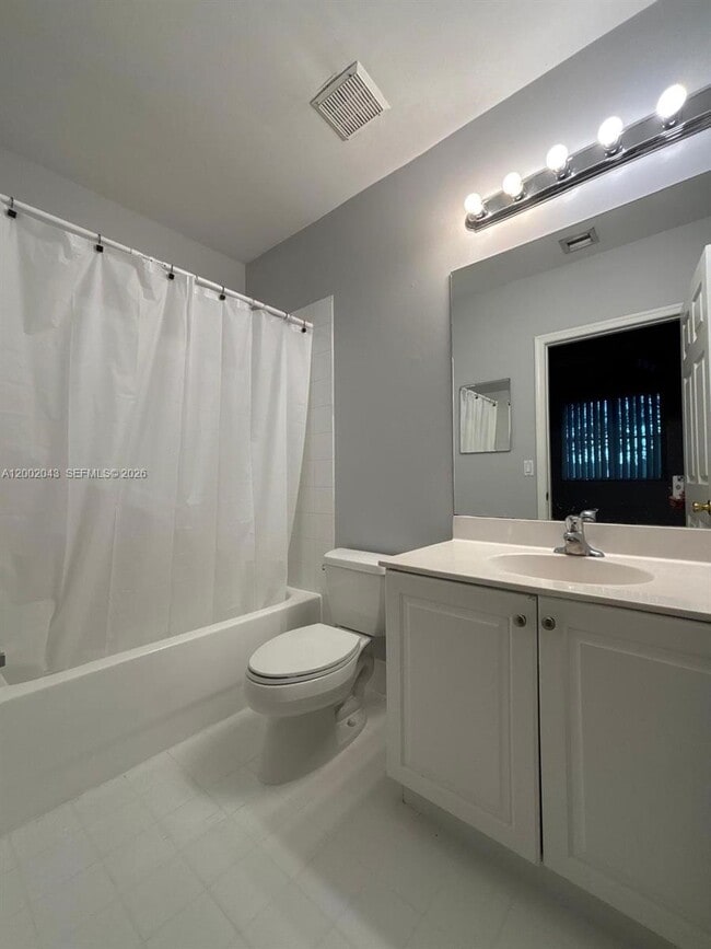 Building Photo - 2741 SW 83rd Ave