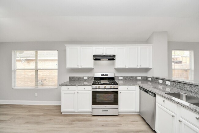 Building Photo - 19618 Beachy Ct