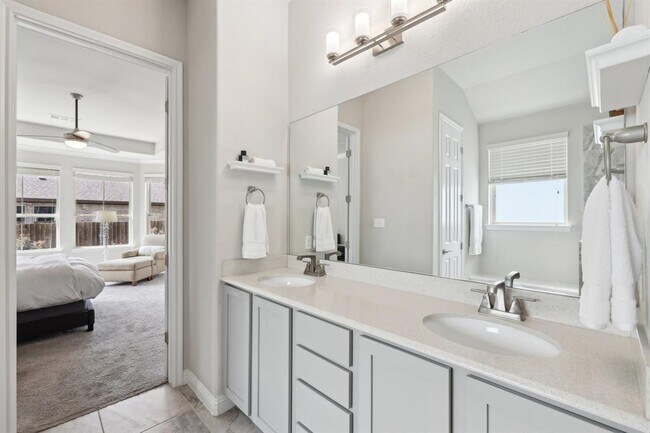 Building Photo - 712 Germander Rd