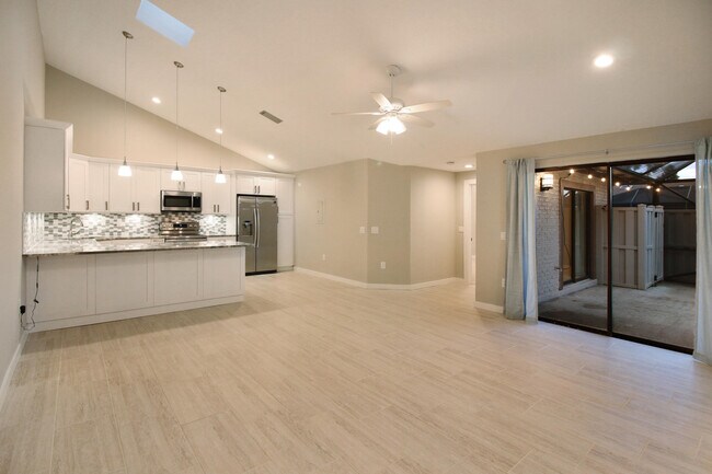 Building Photo - 9623 Boca Gardens Pkwy