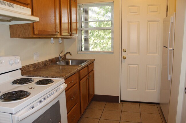Building Photo - 7813 Sailor Pl