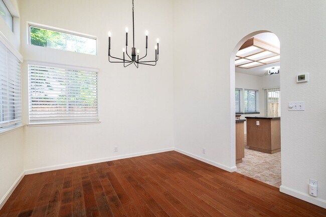 Building Photo - Stunning 2 Story, 3-Bed Home in Folsom’s Desirable Gated Community!
