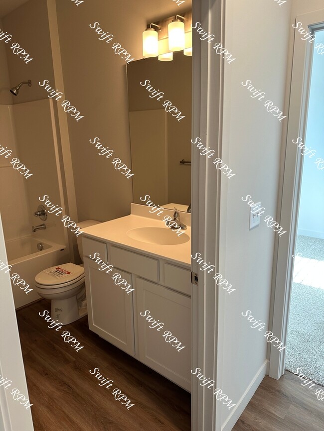 Building Photo - 12428 S Parkwood Ln