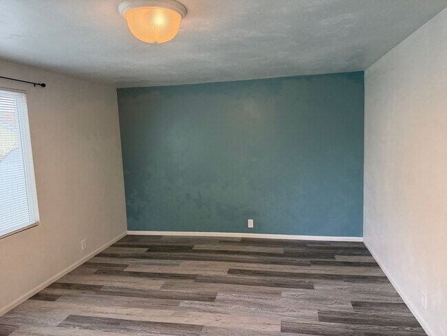 Building Photo - 1232 D St