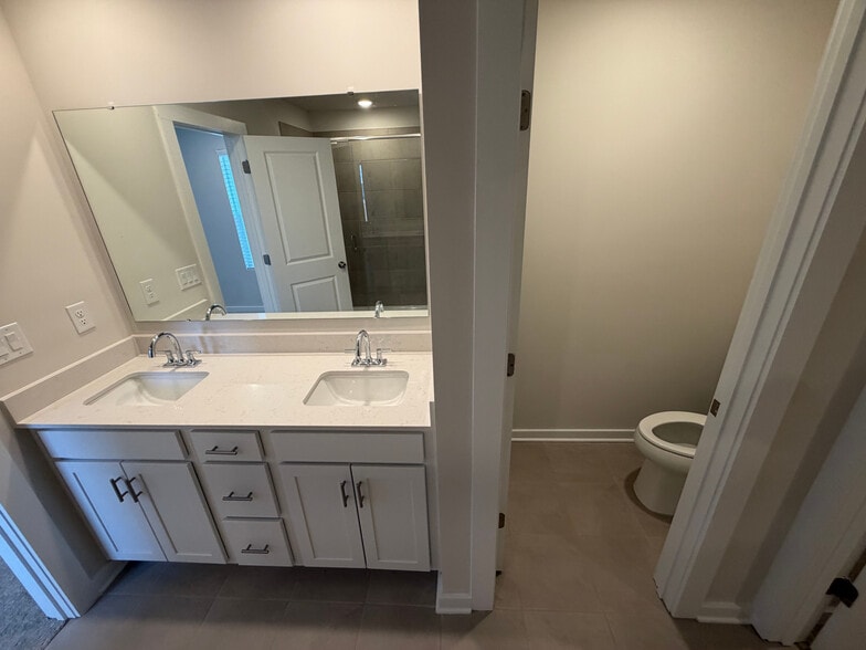 Building Photo - Room in Single Family Home on Switchgrass Ct