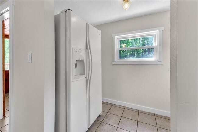 Building Photo - 116 Purvis Ln