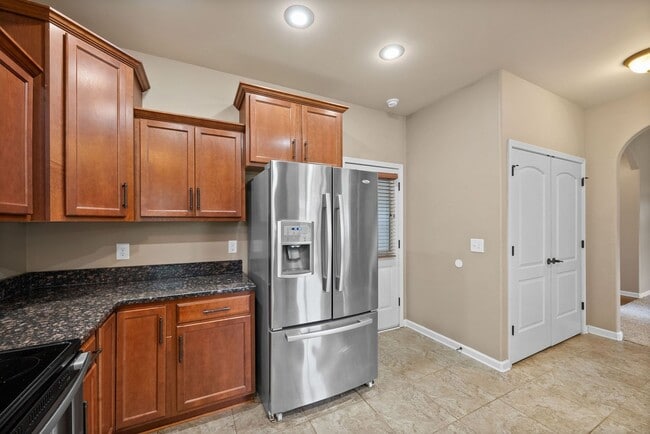 Building Photo - Three Bedroom in Fields of Northmeade!