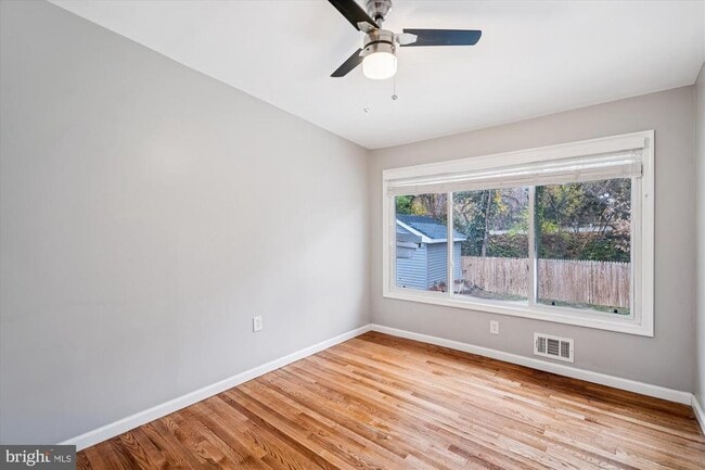 Building Photo - 3308 Estelle Terrace