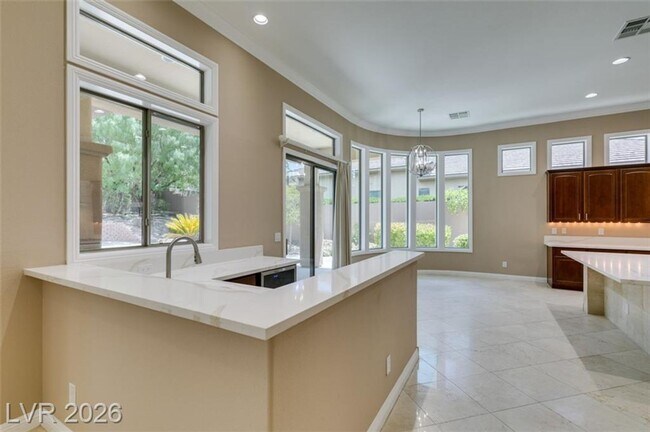 Building Photo - Elegant Anthem Country Club Residence with Spa, Balcony & 3-Car Garage
