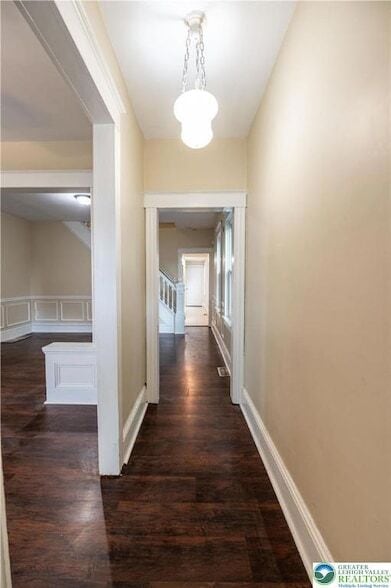 Building Photo - 1057 Jackson St