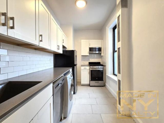 Primary Photo - 1 bedroom in ASTORIA NY 11106