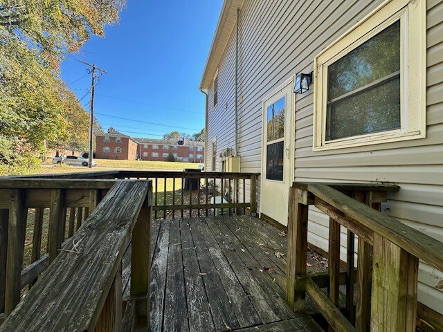 Building Photo - 1617 McPherson St