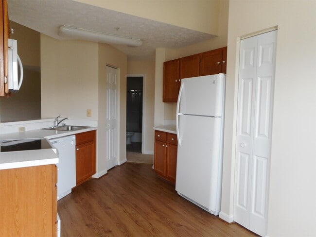 Building Photo - 104 Bayland Dr