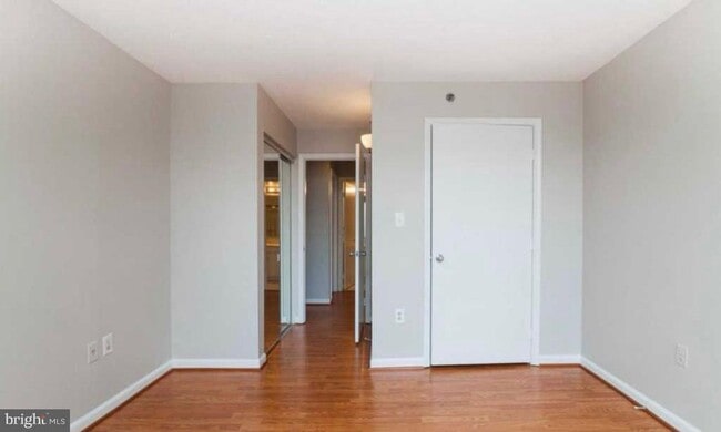 Building Photo - 1230 23rd St NW