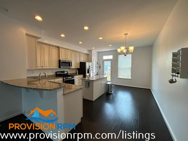 Building Photo - 465 Willow Bend Dr