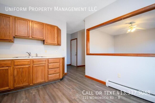 Building Photo - 315 Woronoco Rd