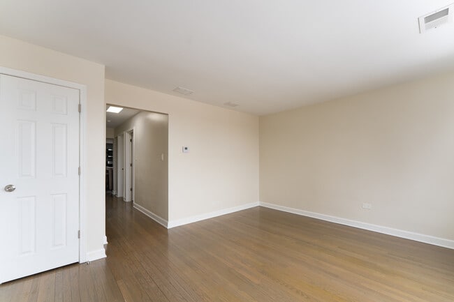 Building Photo - 1826 N 40th Ave