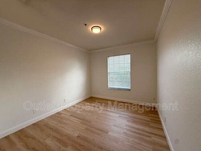 Building Photo - 583 Brantley Terrace Way