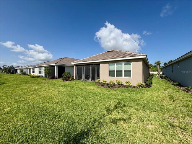 Building Photo - 5257 Savino Cir