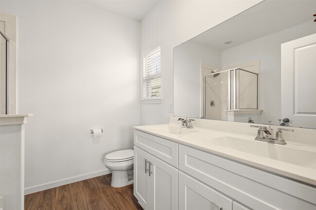 Building Photo - 8218 Wave Arbor Dr