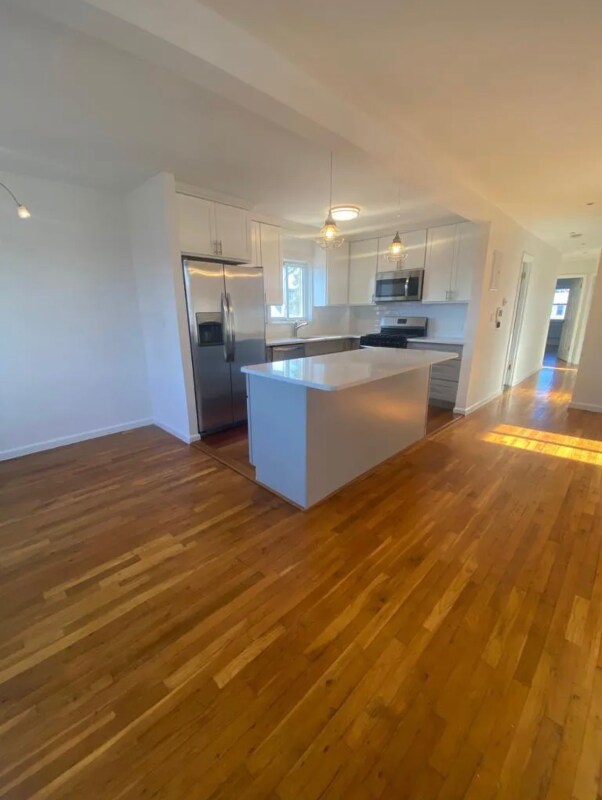 Building Photo - 71-16 73rd St