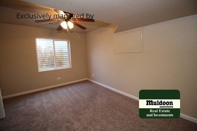 Building Photo - Pet Friendly and Spacious HOME!! Available Soon!